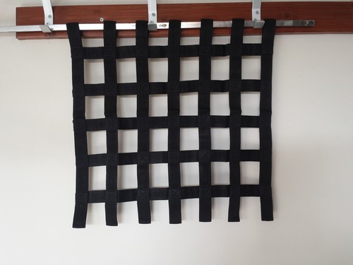 Black racing window net - black,